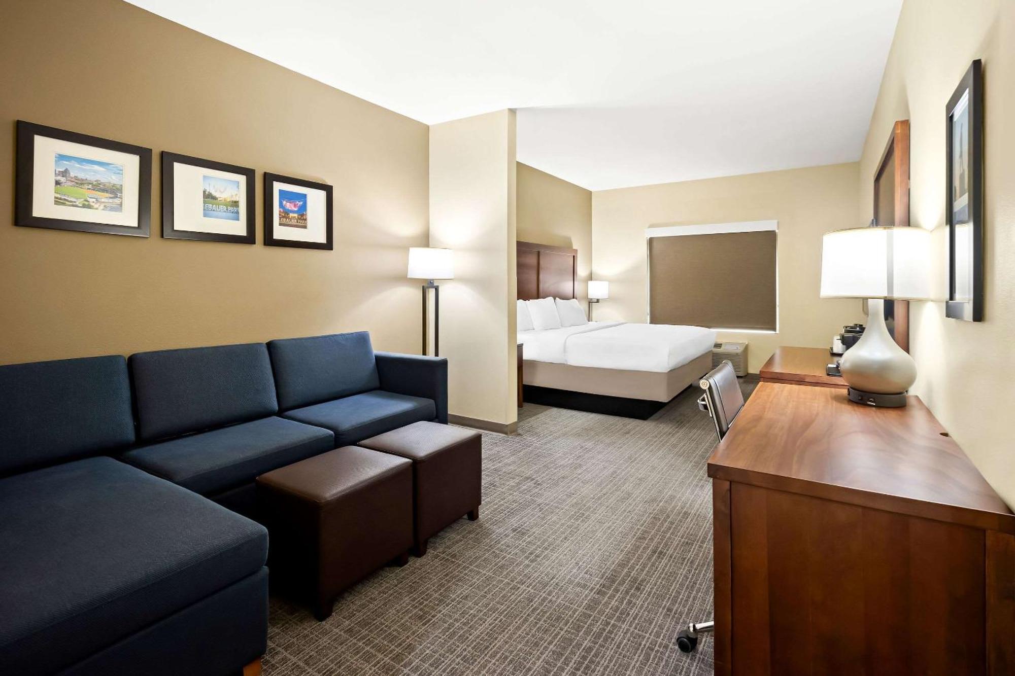 Comfort Inn & Suites High Point - Archdale المظهر الخارجي الصورة